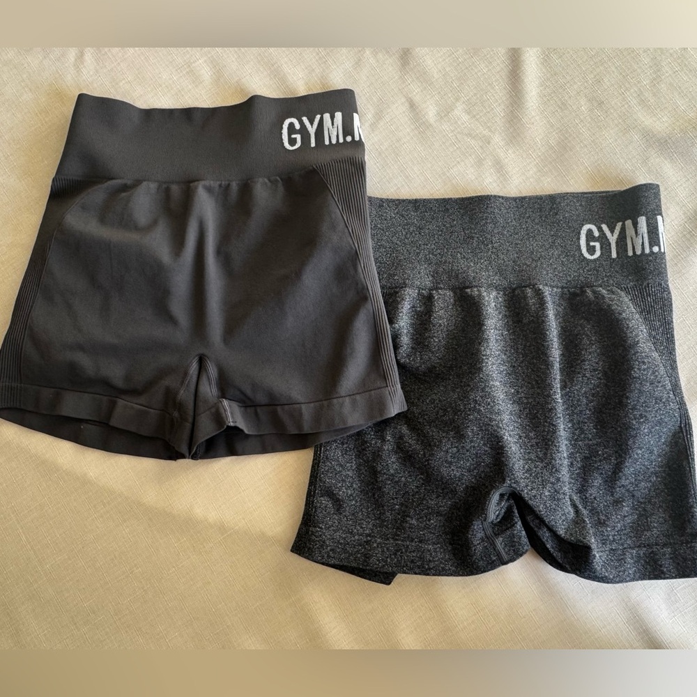Gym.Minute Gray Seamless Scrunch Shorts Bundle (2) No Front Seam Size L